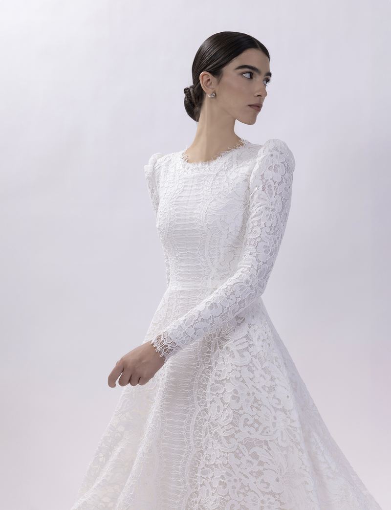 Lace Portrait — allover lace with puffed shoulders